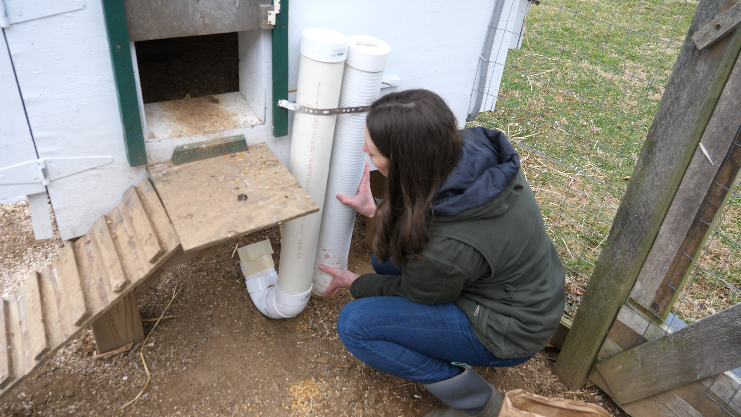 J-Tube Automatic Chicken Feeder Plans